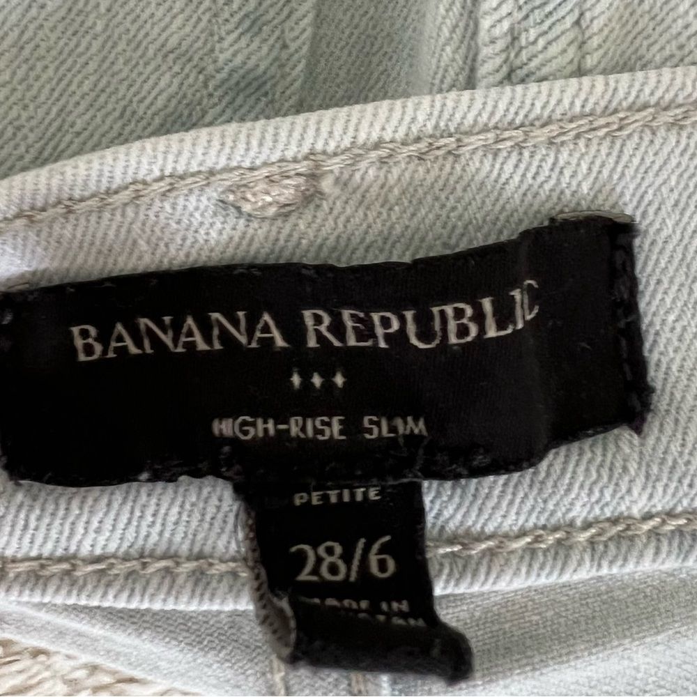 NWOT Banana Republic High Rise Light Wash Slim Jeans - Picture 7 of 9